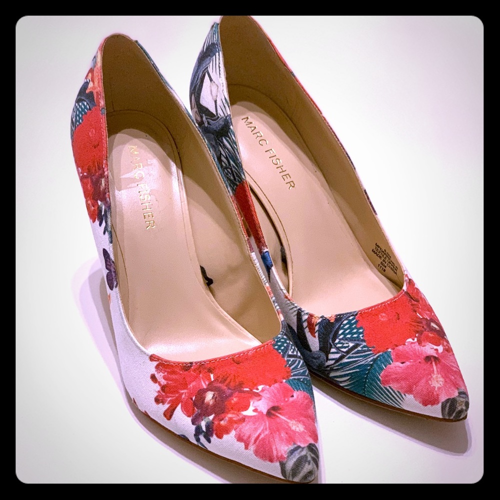 High heel shoes